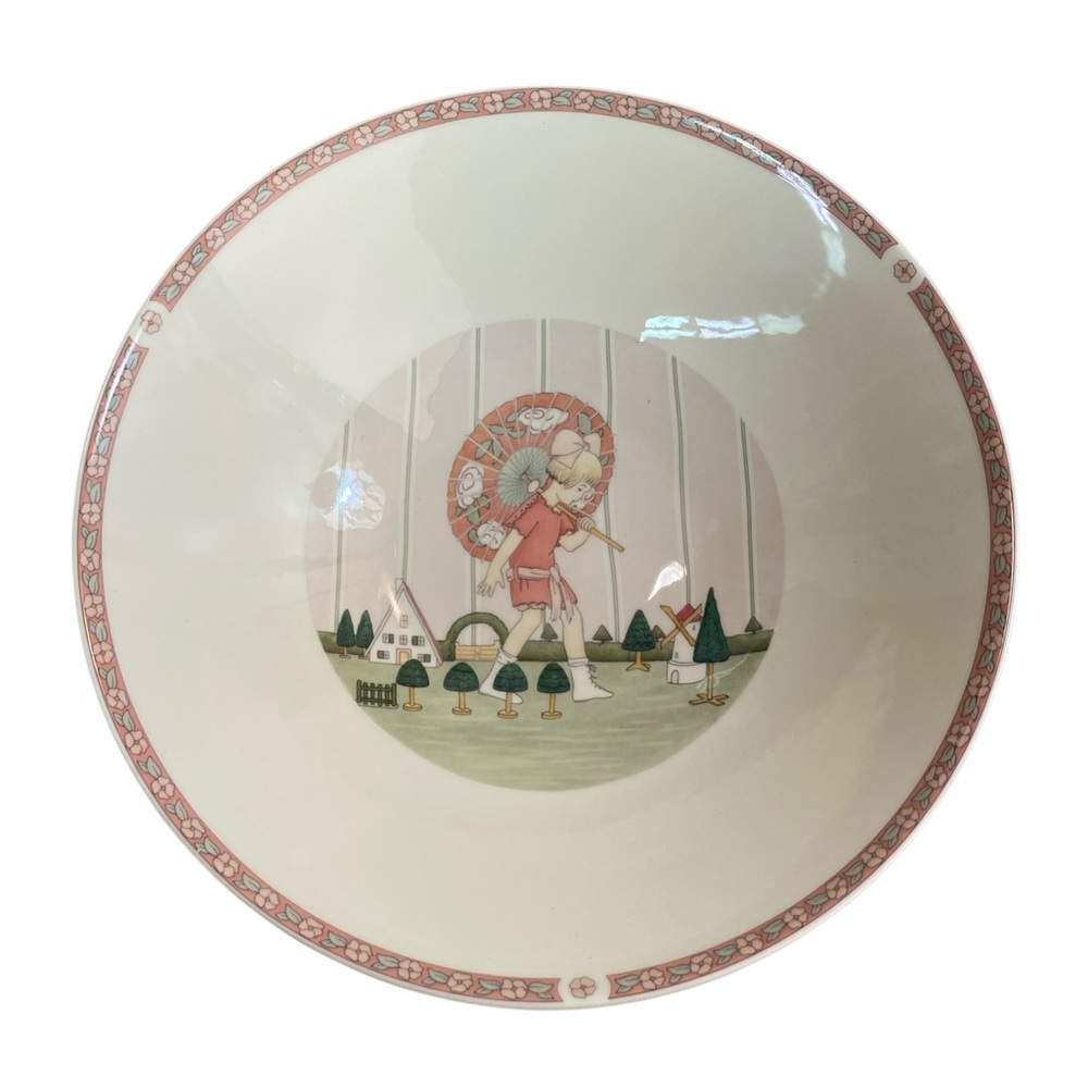 Charming 1987 Fine Bone China Serving Bowl with Pink and Cream Accents